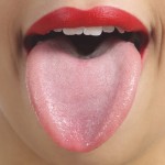 Luján Navas - Dentista de Confianza en Leganés - Limpiar la lengua